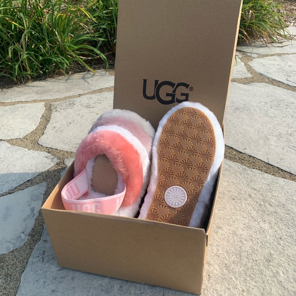 Ugg Fluff Yeah Sizes 7,8,&9 - Picture 3 of 3